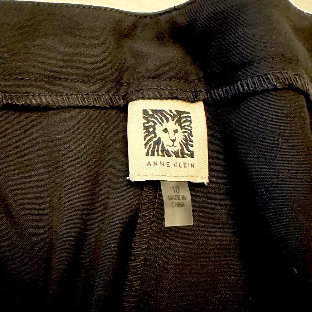 Brand new with tags wimens black dress pants